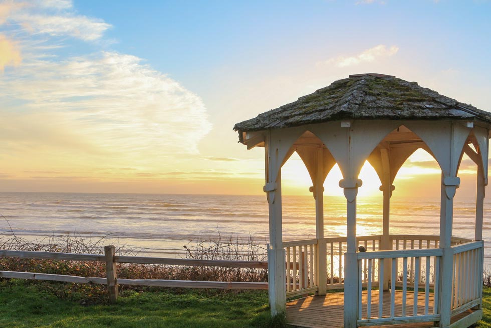 Catch a Kalaloch Lodge sunset at the gazebo on the bluff overlooking the ocean.